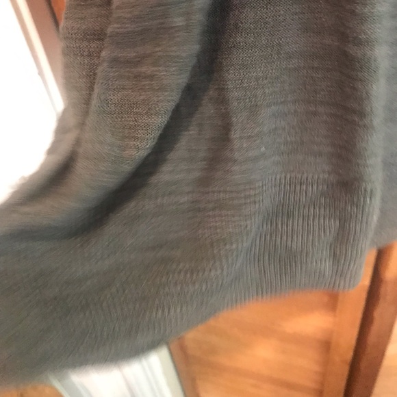 Size 3 Torrid color block cardigan. - Picture 6 of 10